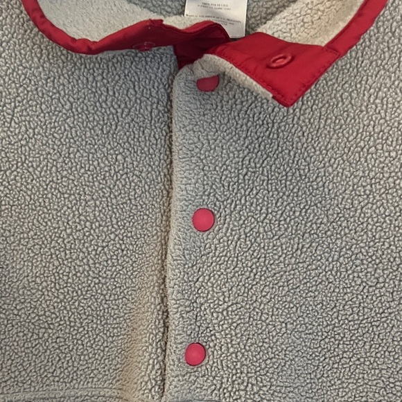 Patagonia Men's Gray Sweater with Red Trim Fleece Snap up collar pocket Size XL - Picture 4 of 10